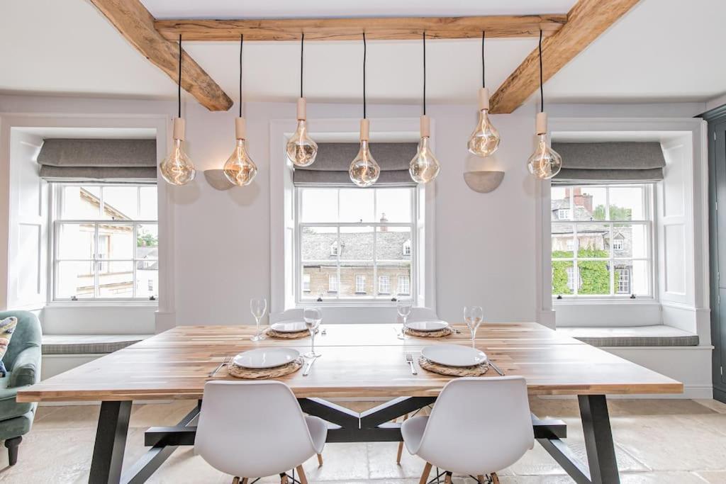 Oxfordshire Living - The Vanbrugh Apartment - Woodstock Esterno foto