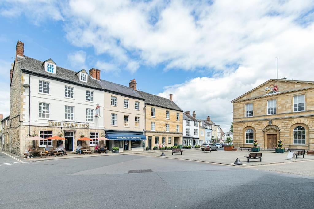 Oxfordshire Living - The Vanbrugh Apartment - Woodstock Esterno foto